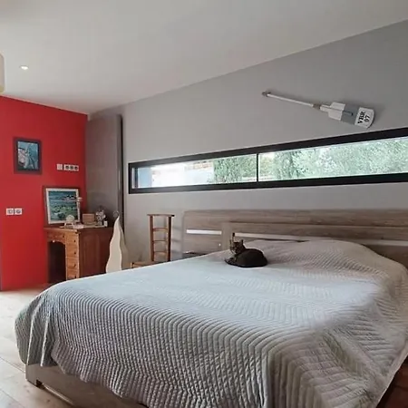 Casa vacanze Maison Avec Piscine Près Du Futuroscope Pour Neuf Dix Personnes *